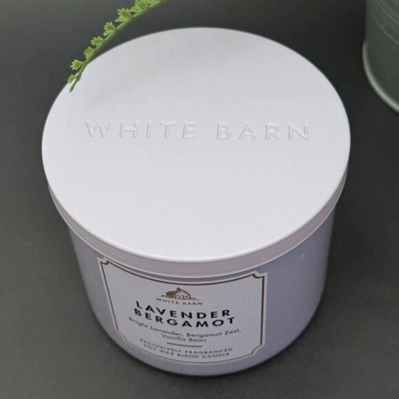 BBW Lavender Bergamot White Barn Bath & Body Works 3 Wick Candle - Picture 4 of 10